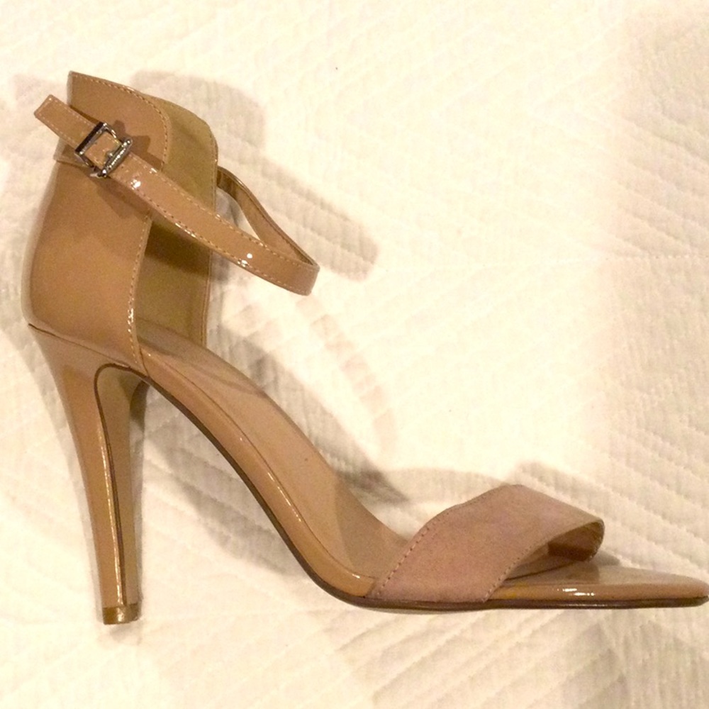 New Charlotte Russe Nude Open Toe Sandals Size 10M